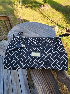 Tommy Hilfiger Black Geometric Cosmetics  Bag